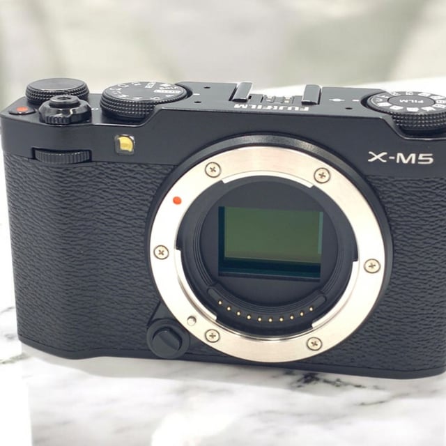 X-M5 ボディ