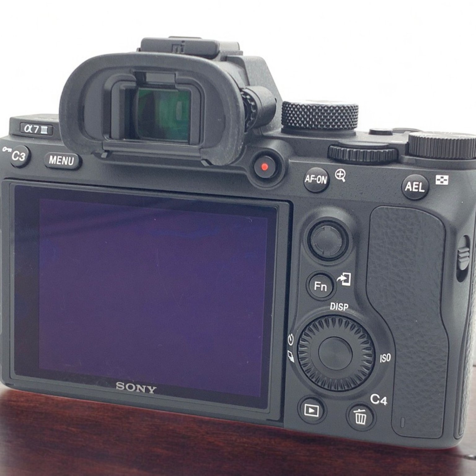 SONY α7 III ILCE-7M3 ボディの中古 (美品)・¥126,400 | みんなのカメラ