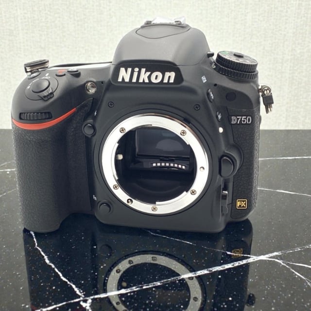 D750 ボディ