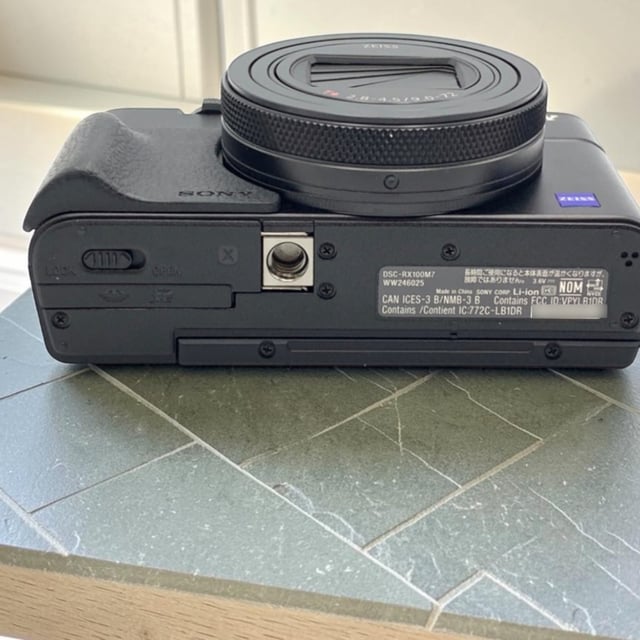 サイバーショット RX100 VII(DSC-RX100M7)