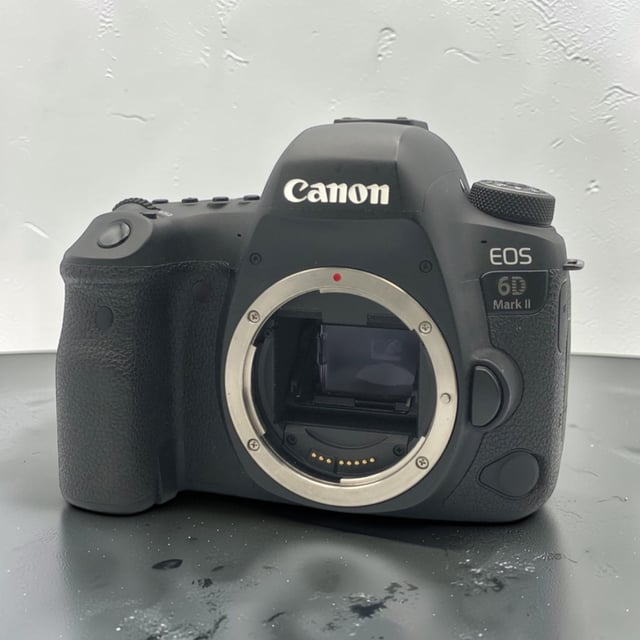 EOS 6D Mark II ボディ