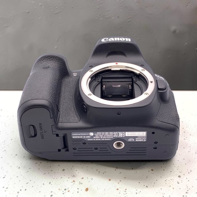 EOS 80D ボディ