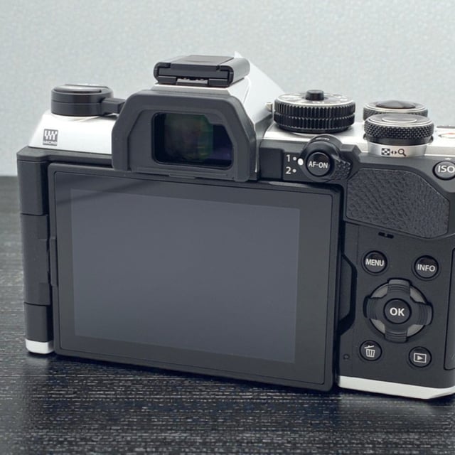 OM-5 Mark II ボディ