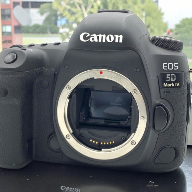 EOS 5D Mark IV ボディ