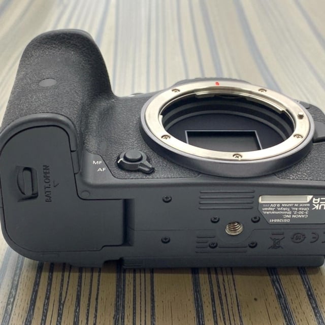 EOS R7 ボディ