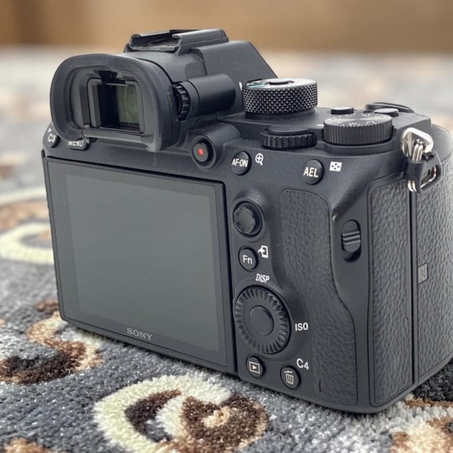 α7R III ILCE-7RM3 ボディ