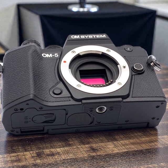 OM-5 ボディ "ブラック"