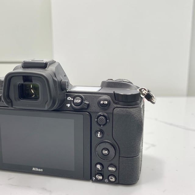 Z6 ボディ