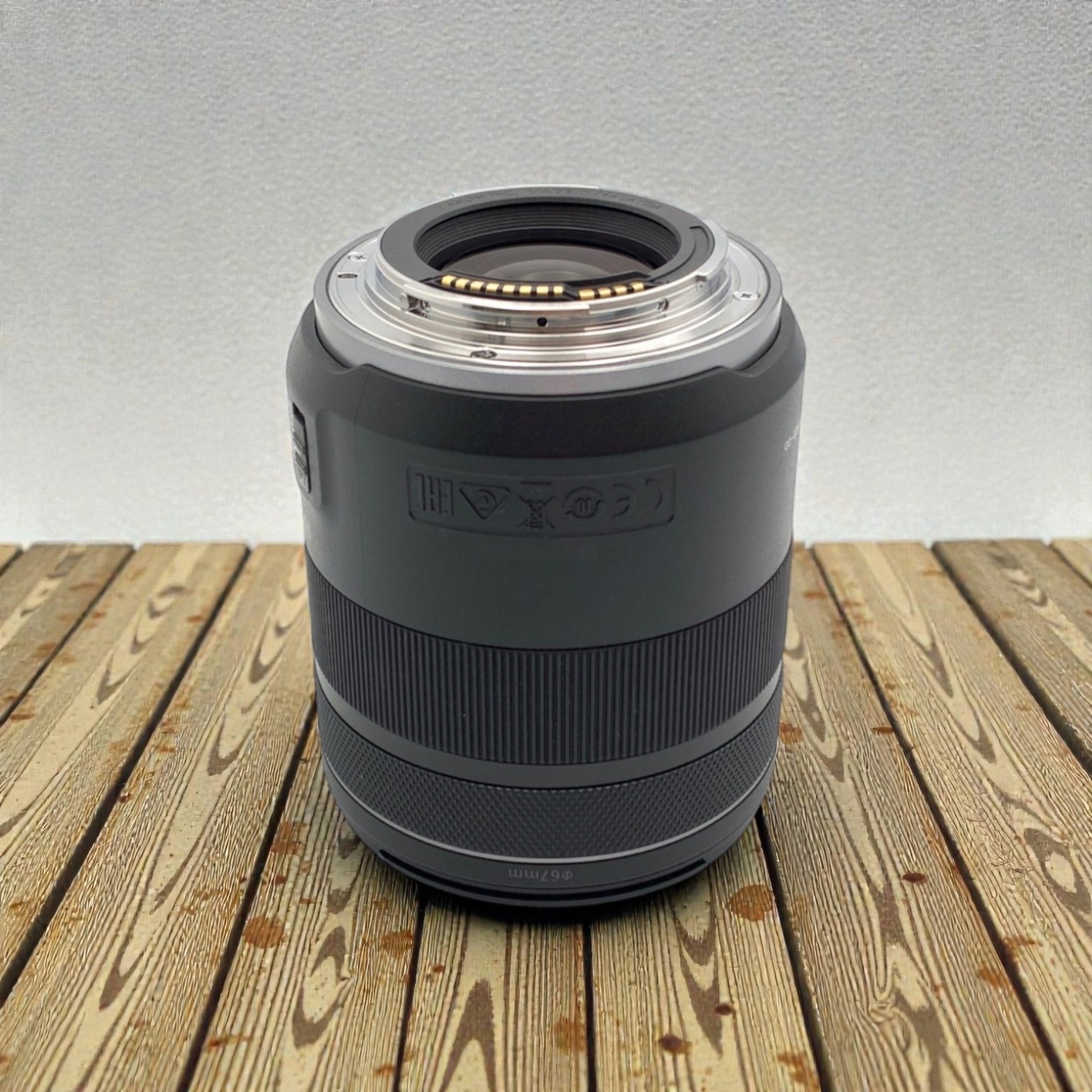 Canon RF 85mm F2 マクロ IS STMの中古 (美品)・¥64,970 | みんなのカメラ