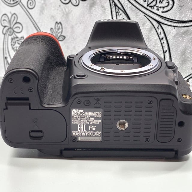 D750 ボディ