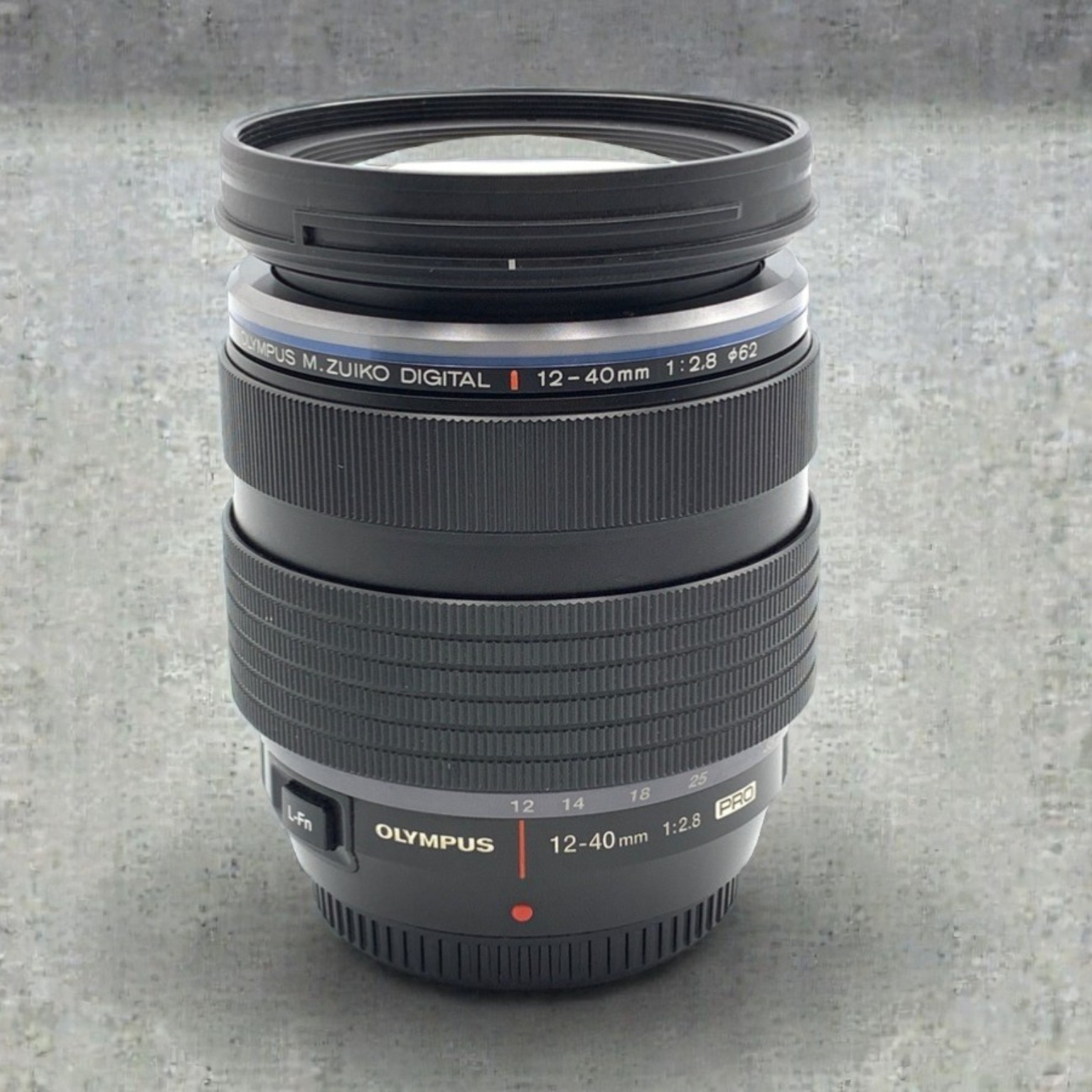オリンパス M.ZUIKO DIGITAL ED 12-40mm F2.8 PROの新品/中古の在庫