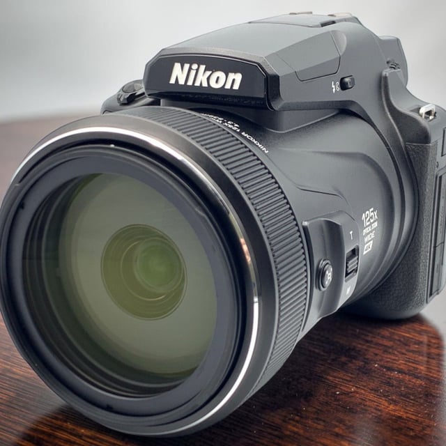 COOLPIX P1000