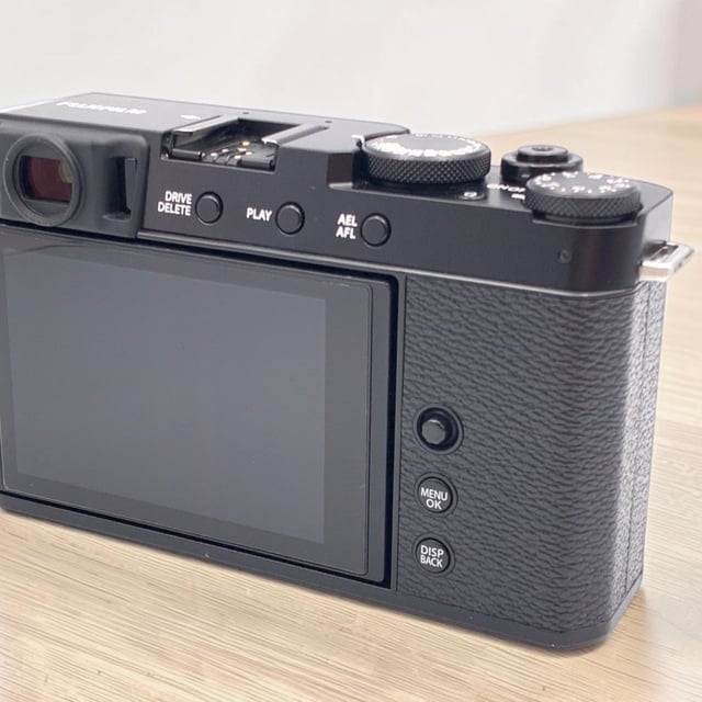 X-E4 ボディ "ブラック"