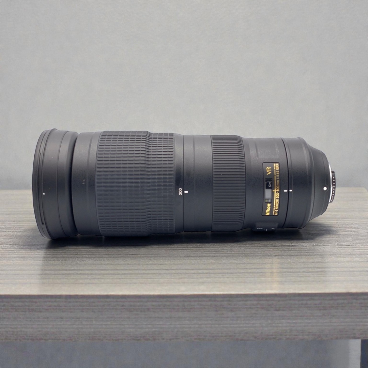 ニコン AF-S NIKKOR 200-500mm f/5.6E ED VRの中古 (美品)・¥118,300