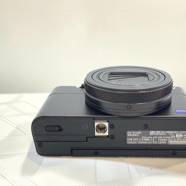 サイバーショット RX100 VII(DSC-RX100M7)