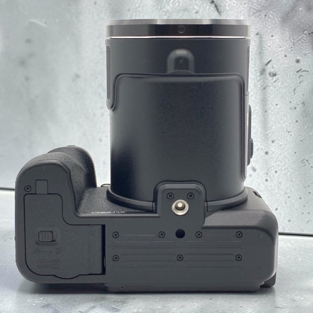 COOLPIX P950