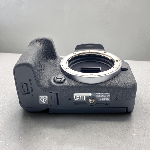 EOS R10 ボディ