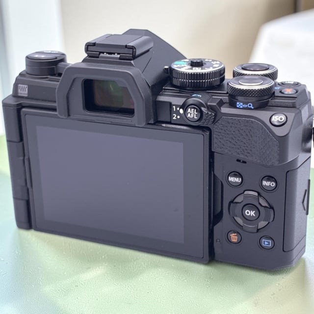 OM-5 ボディ "ブラック"