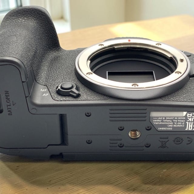 EOS R7 ボディ