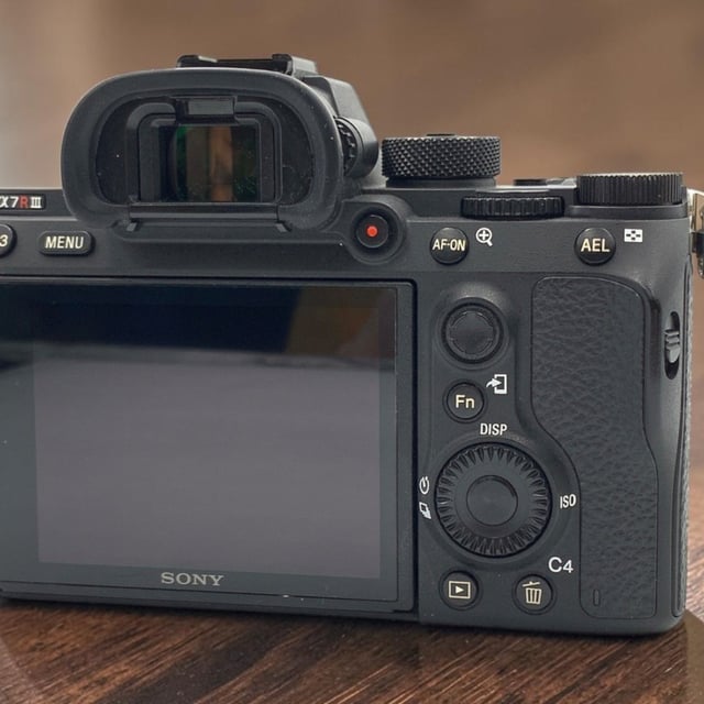 α7R III ILCE-7RM3 ボディ