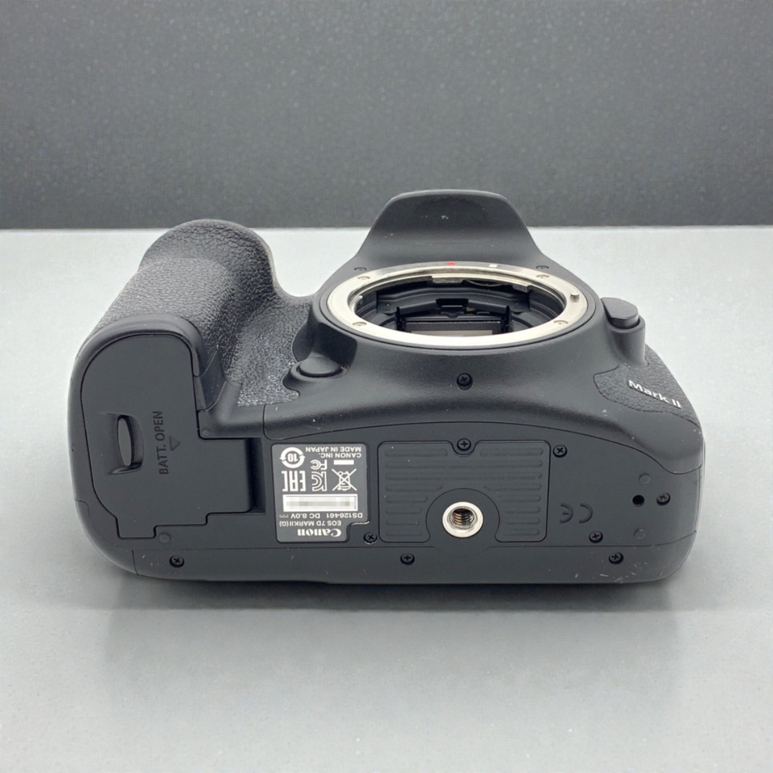 EOS 7DmarkⅡ　ボディのみ　中古品 EOS 7DmarkⅡ ボディのみ 中古品 EOS 7D Mark II ボディ 中古価格比較