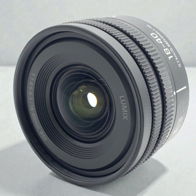 LUMIX S 18-40mm F4.5-6.3