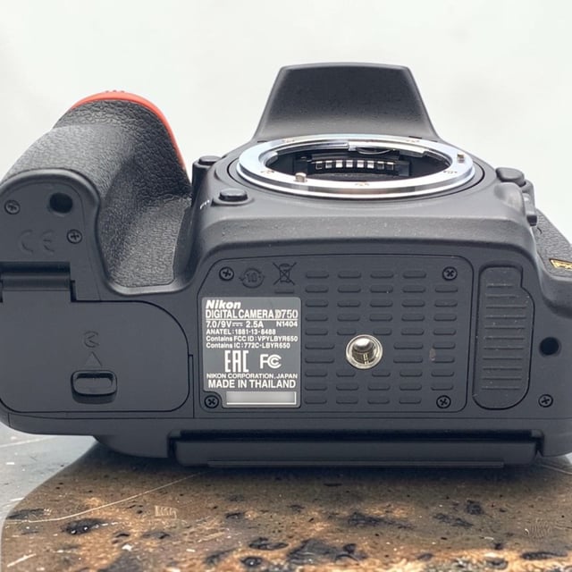 D750 ボディ