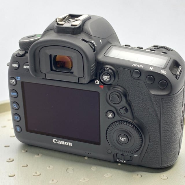 EOS 5D Mark IV ボディ