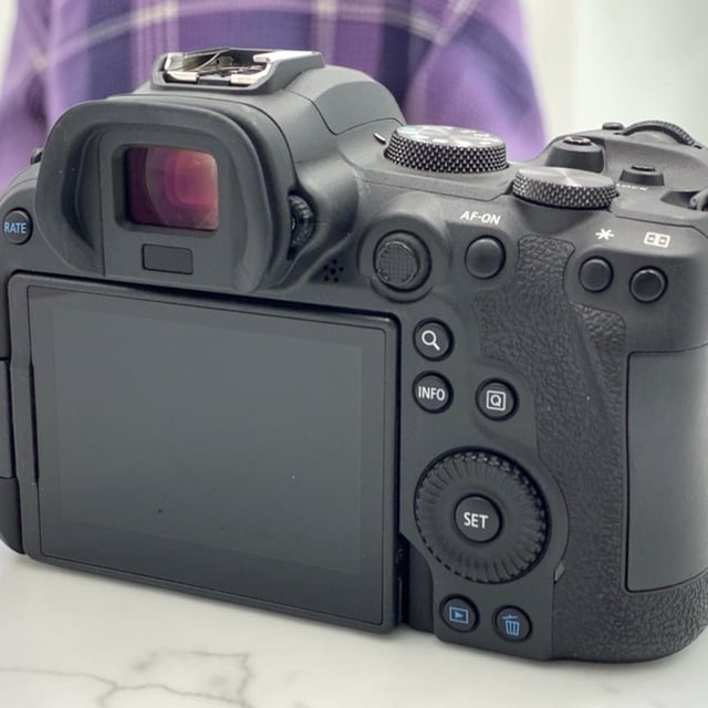 EOS R6 ボディ