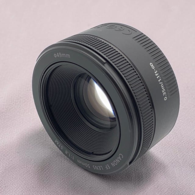 EF 50mm F1.8 STM