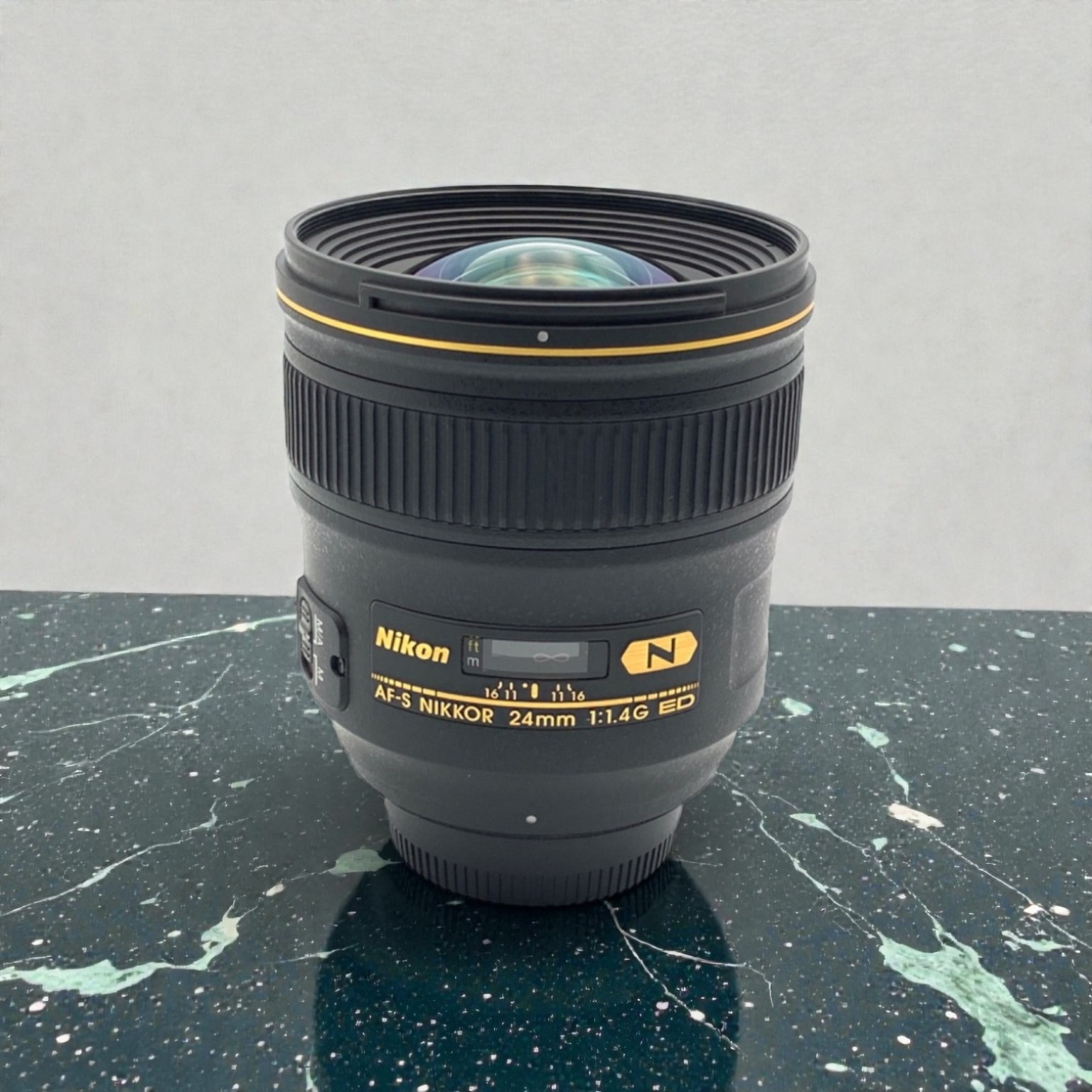 ニコン AF-S NIKKOR 24mm f/1.4G EDの新品/中古の在庫一覧 | みんなの