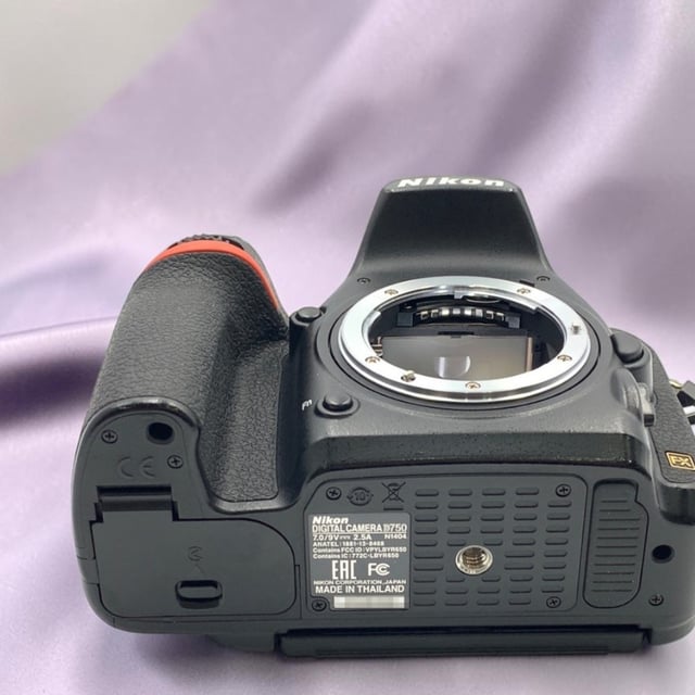D750 ボディ