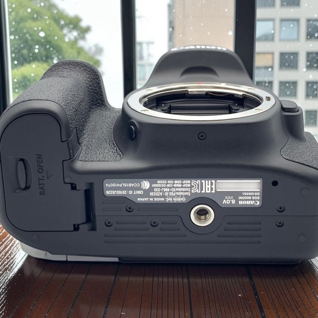 EOS 80D ボディ