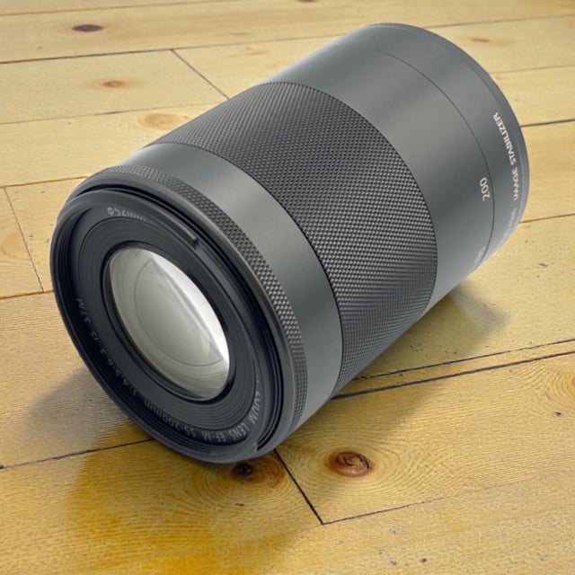 EF-M55-200mm F4.5-6.3 IS STM