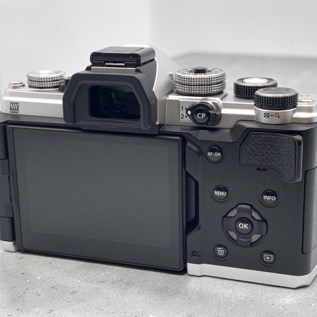 OM-3 ボディ