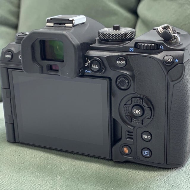 OM-1 ボディ