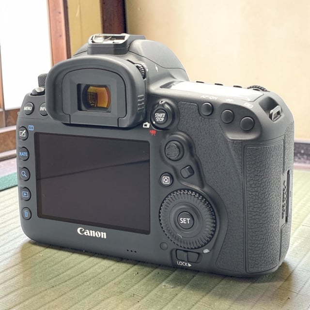 EOS 5D Mark IV ボディ