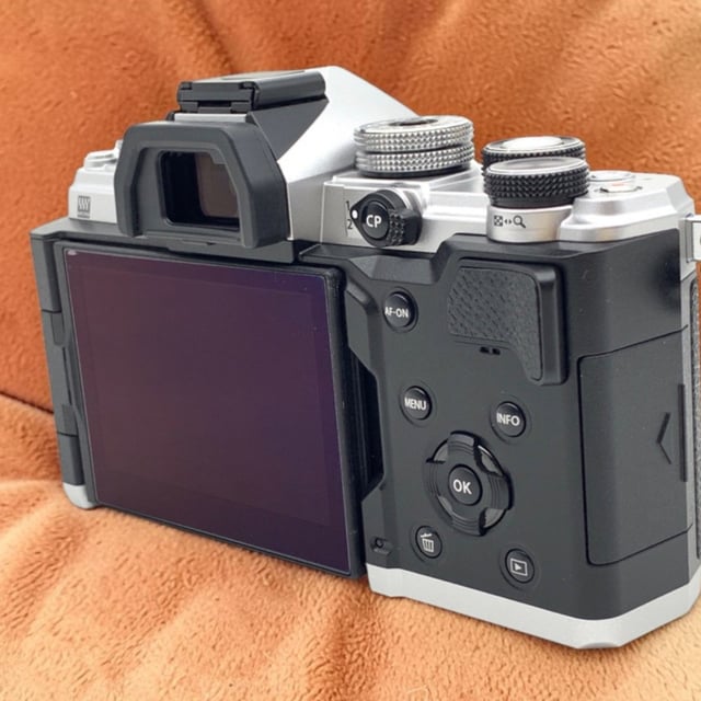 OM-3 ボディ