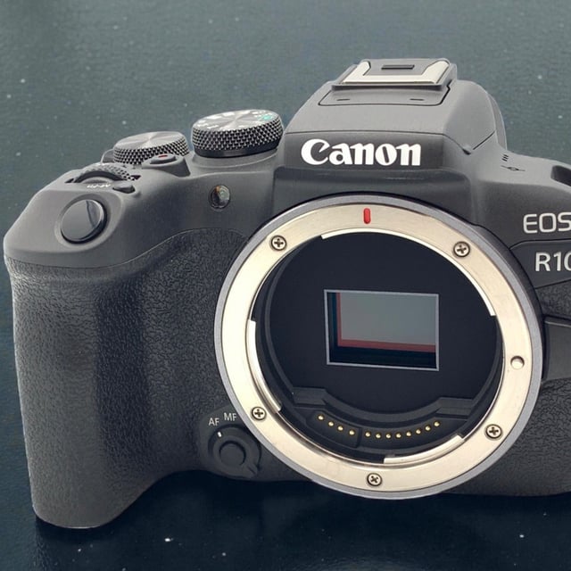 EOS R10 ボディ