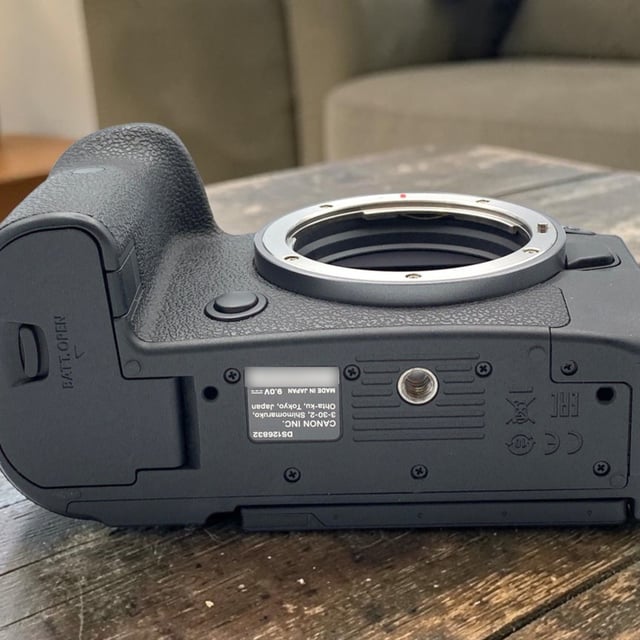 EOS R6 ボディ