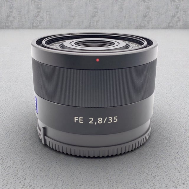 Sonnar T* FE 35mm F2.8 ZA