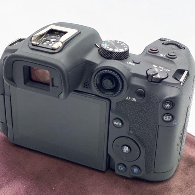 EOS R7 ボディ