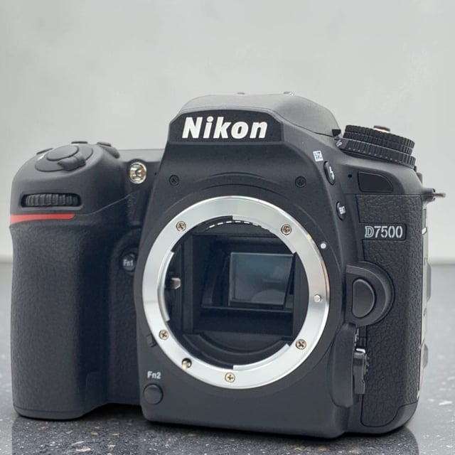 D7500 ボディ