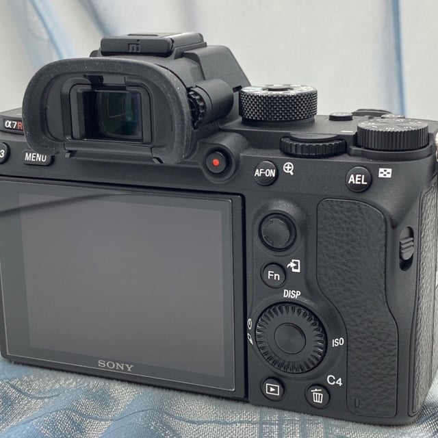 α7R III ILCE-7RM3 ボディ