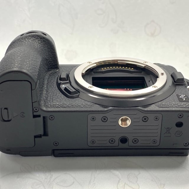 Z7 ボディ