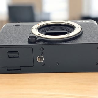 X-E4 ボディ "ブラック"