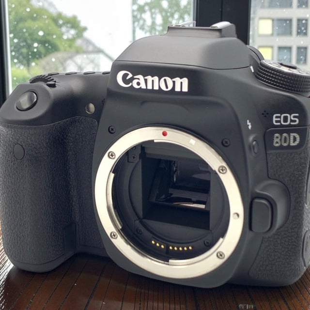 EOS 80D ボディ