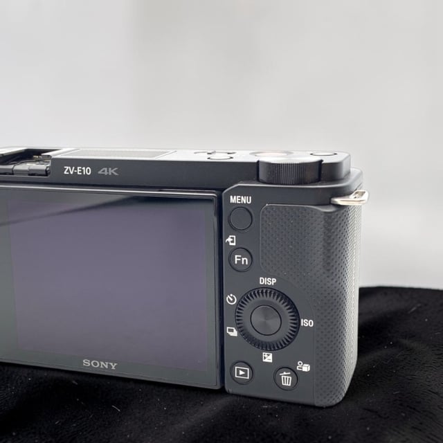 VLOGCAM ZV-E10 ボディ "ブラック"