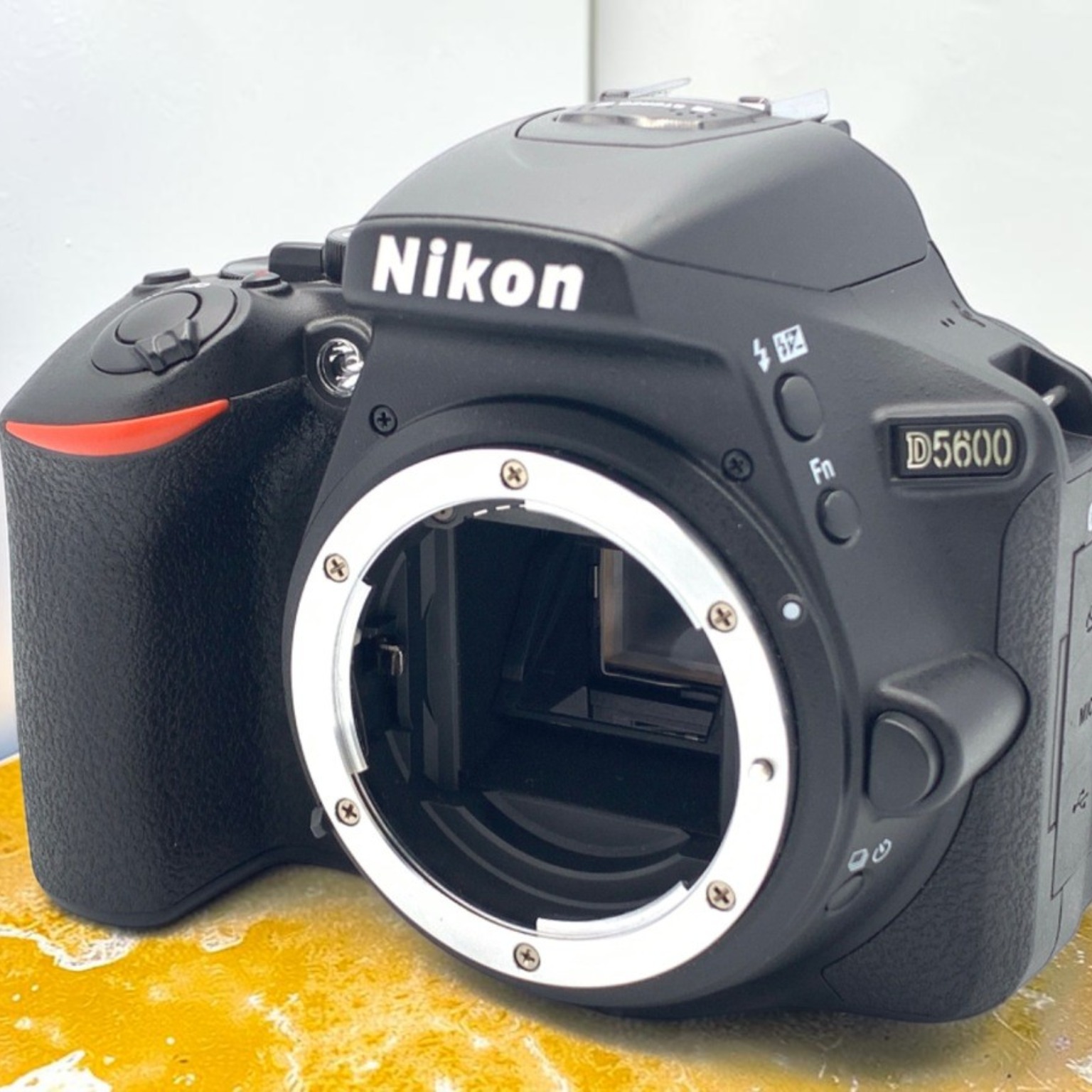 ニコン D7200 ボディの新品/中古の在庫一覧 | みんなのカメラ