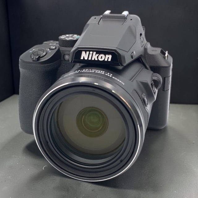 COOLPIX P950